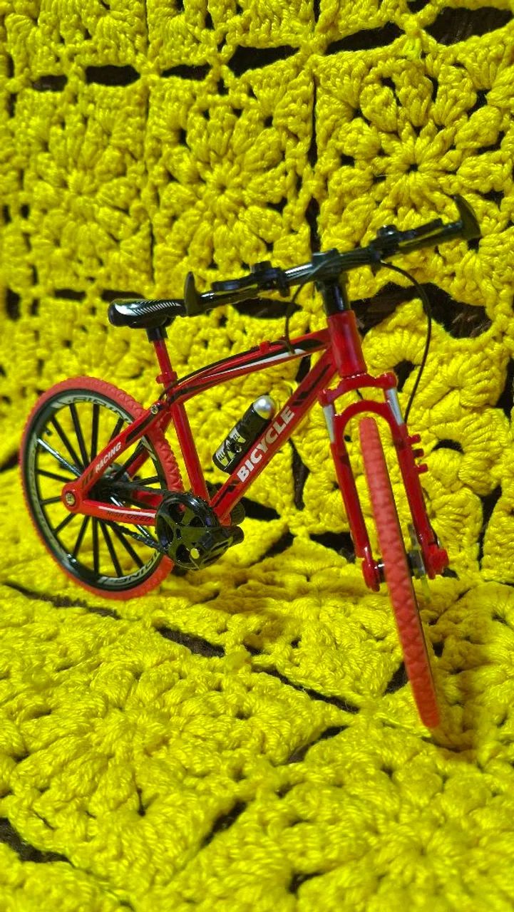 Mini Bike Vermelha - Brinquedo para Crianças