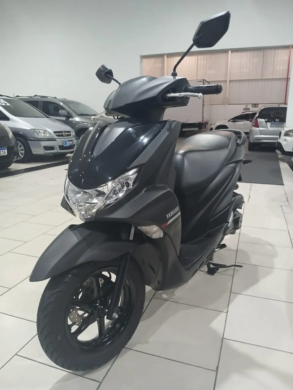 YAMAHA/ FLUO ABS 2024/2025 MUITO NOVO 4.900 KM