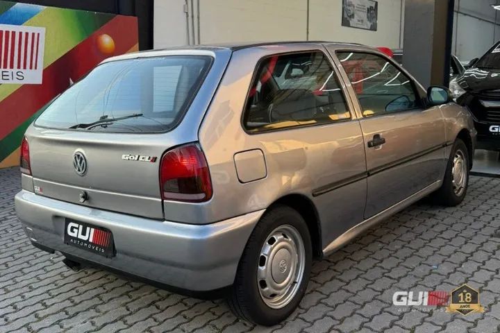 Volkswagen Gol CLi 1996, baixo km, equipado com rodas Parati Club aro 14 e PNEUS NOVOS!! - Foto 3