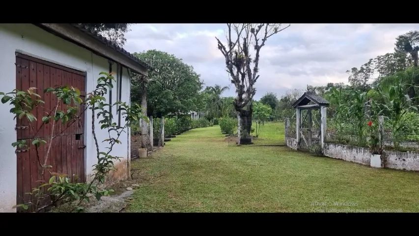 Chácara em Praia de Leste, Com Fundos para o Rio Guaraguaçu. - Foto 9