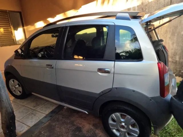 Fiat Idea Adventure Locker 1.8 Flex 2009/2010 - Completo