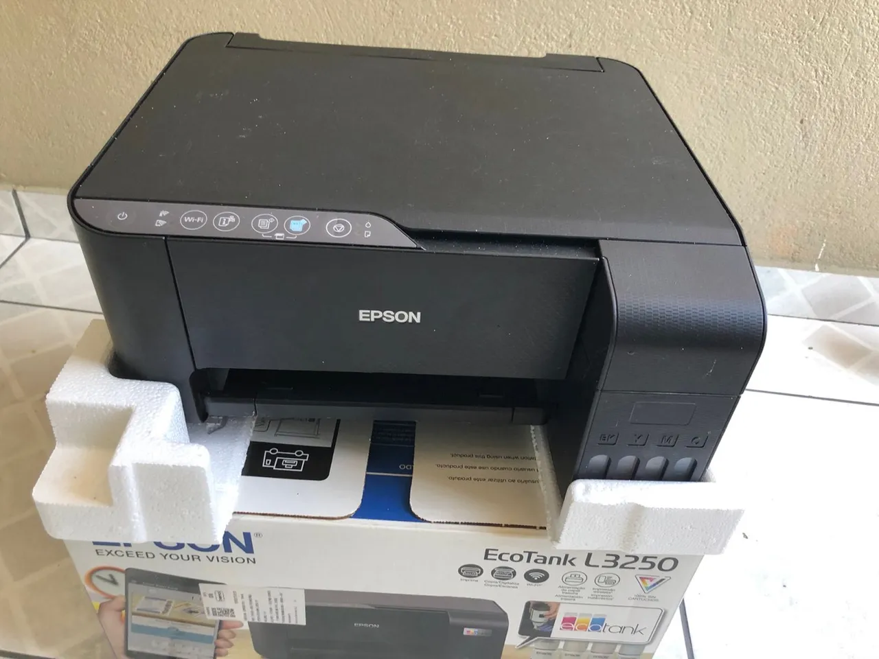 Epson EcoTank L3250 - Impressora Multifuncional