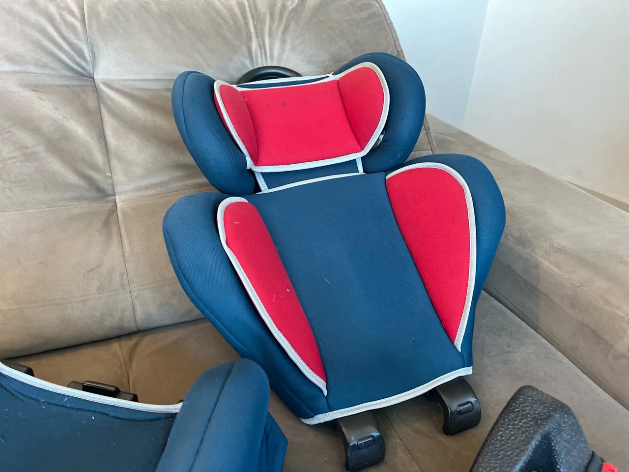 Cadeirinha de criança pra carro