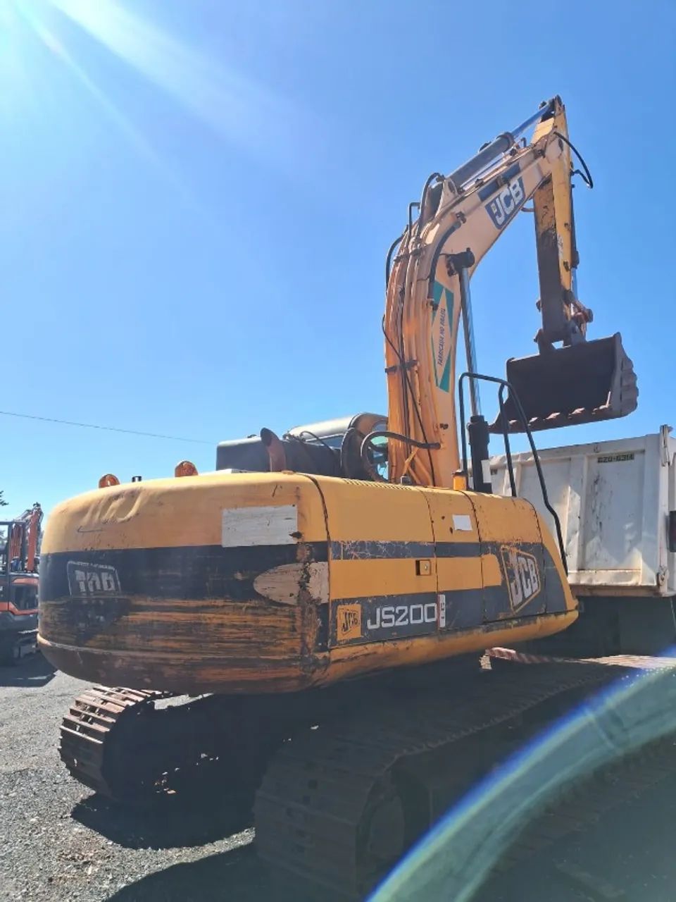 Escavadeira JCB JS200 ano 2008    - Foto 6