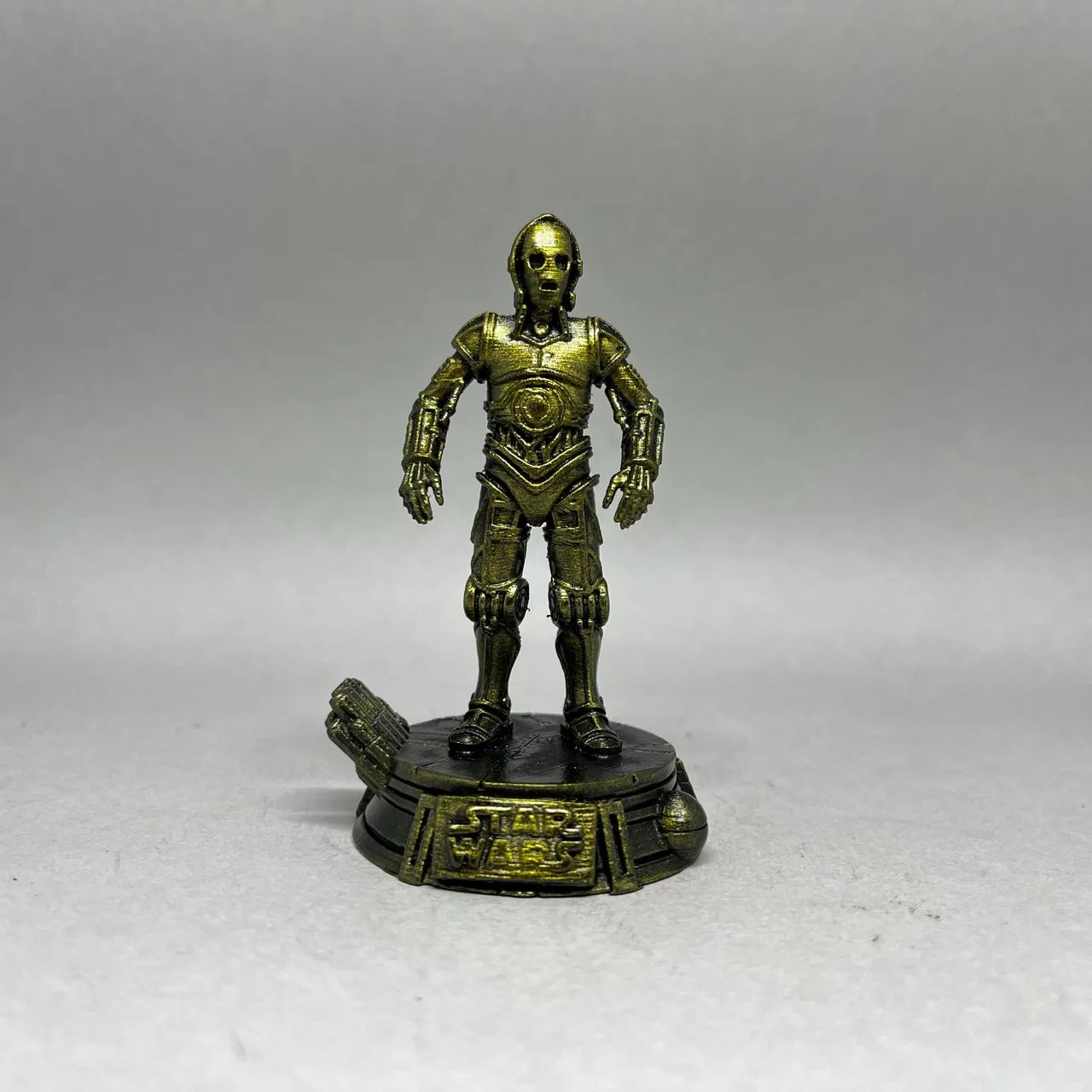 Miniatura C-3PO Star Wars Impressão 3D 8 cm