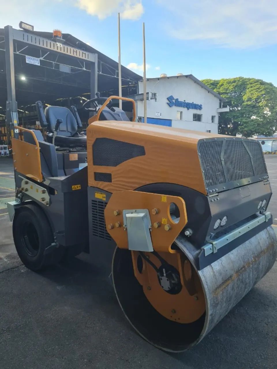 Rolo Vibratorio Chapa / Pneu Diesel Mod. St4500br - Foto 4