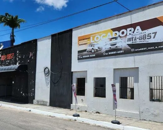 Vende-se um ponto comercial