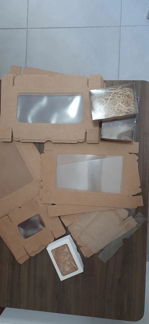 Formas madeira e silicone p sabonetes, 3 cortadores sendo 1 deles da segredo em corte - Foto 2