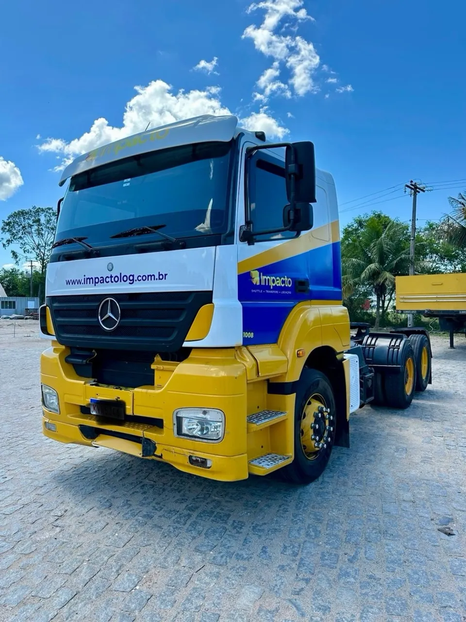 Mercedes benz Axor 2535 ano 2011