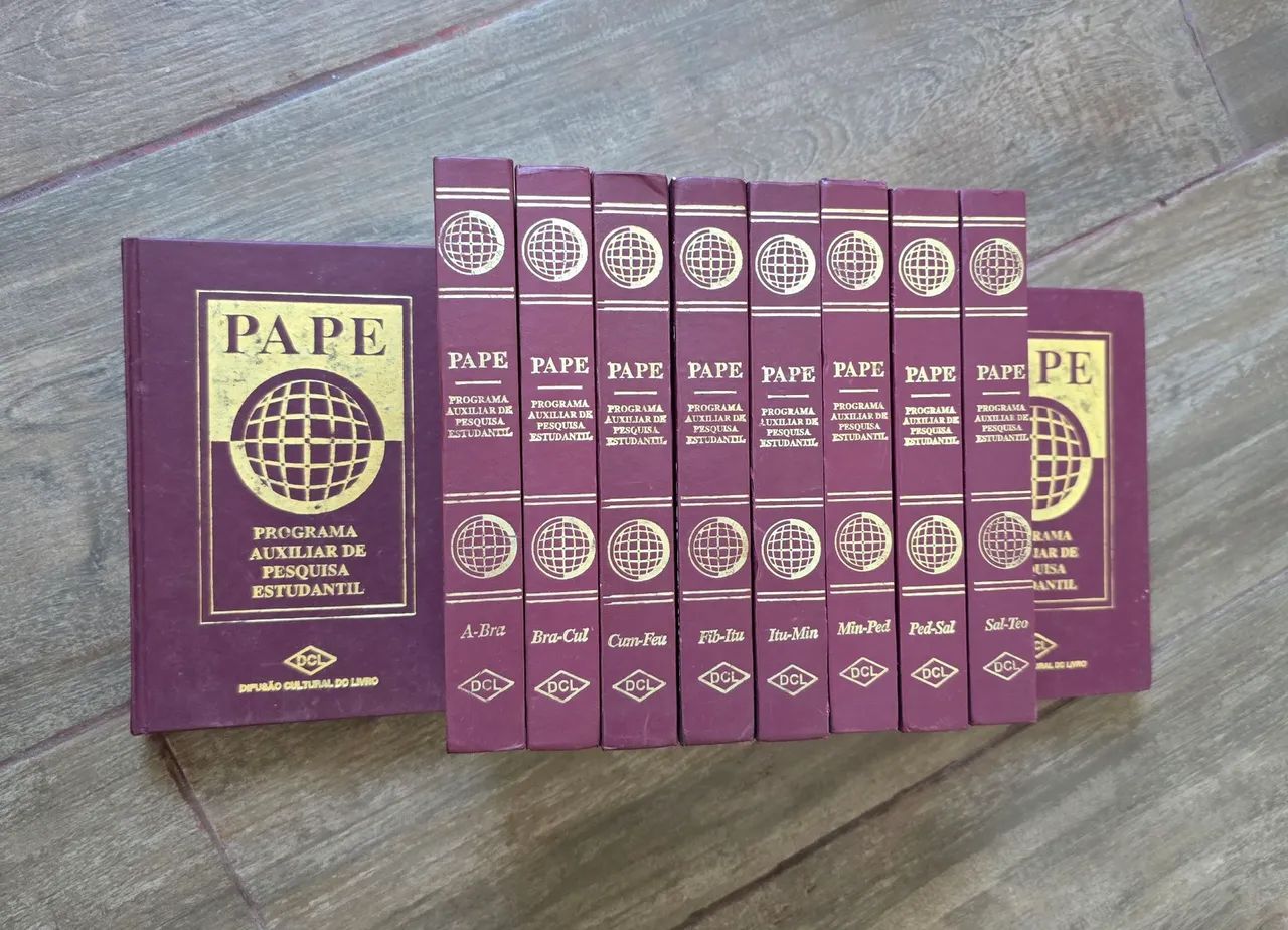 Coleção PAPE - Programa Auxiliar de Pesquisa Estudantil (10 volumes)