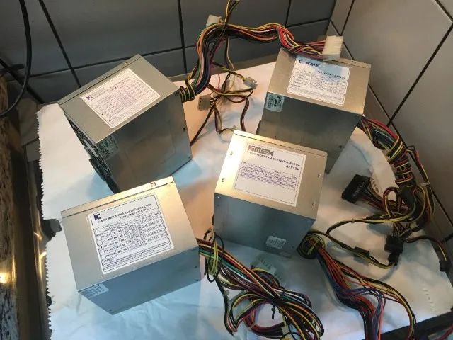 Lote com 4 Fontes K - MEX - Sucata - Leia