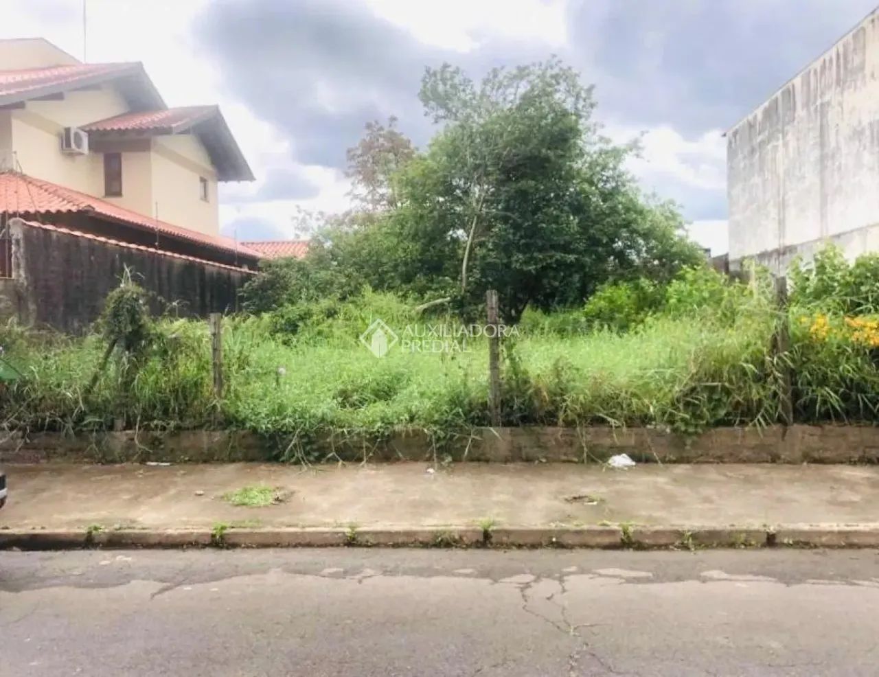 Terreno no Bairro Scharlau, com 397,20m².