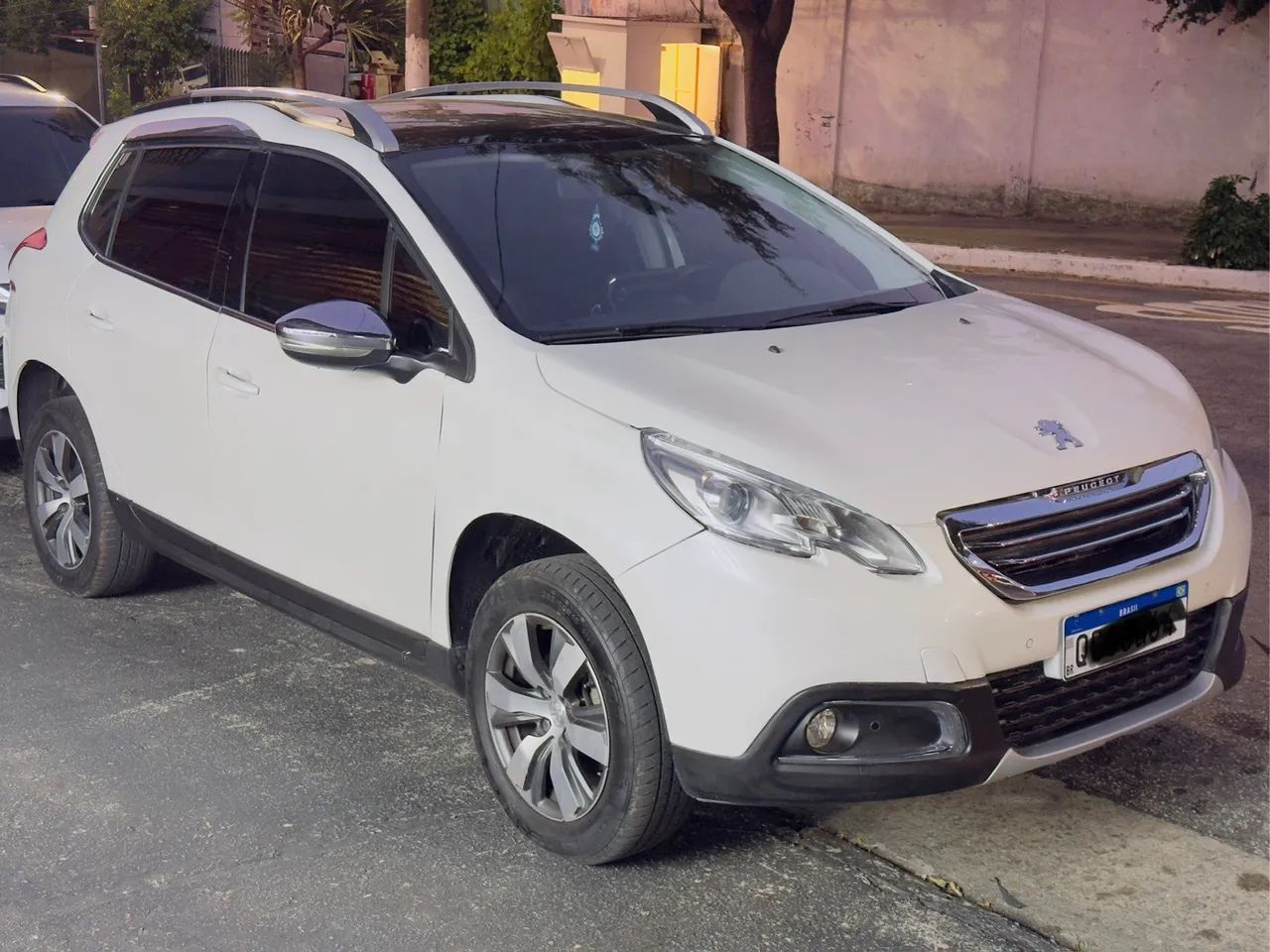 Peugeot 2008 Turbo baixa km!