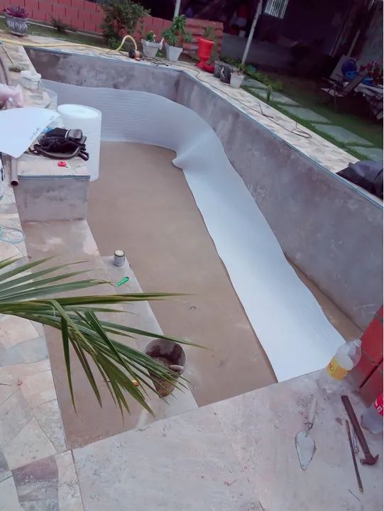 Manutenção, Reforma e Construção de piscina/ troca de vinil - Foto 5