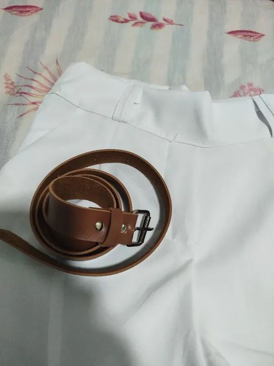 Short branco feminino alfaiataria  - Foto 3