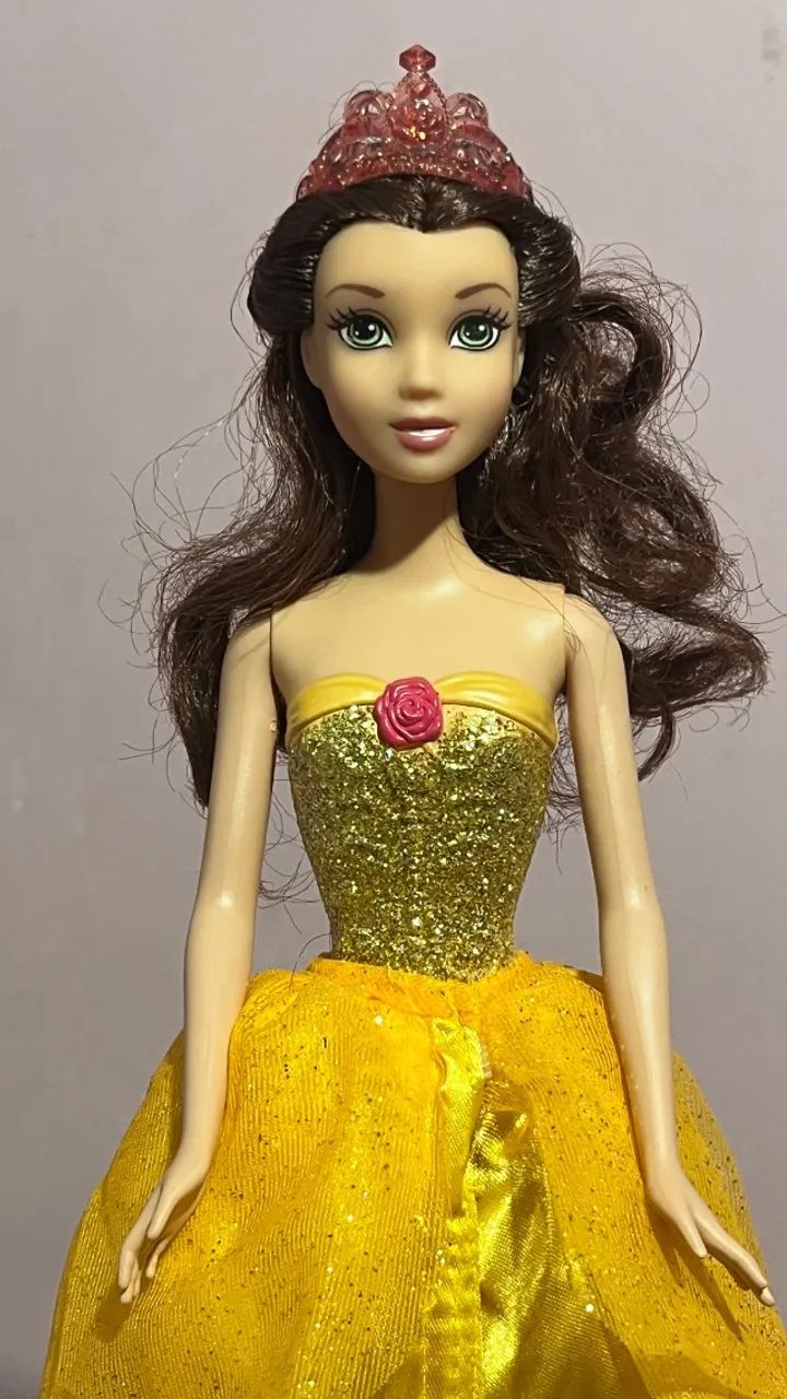 Boneca Princesa Bela 