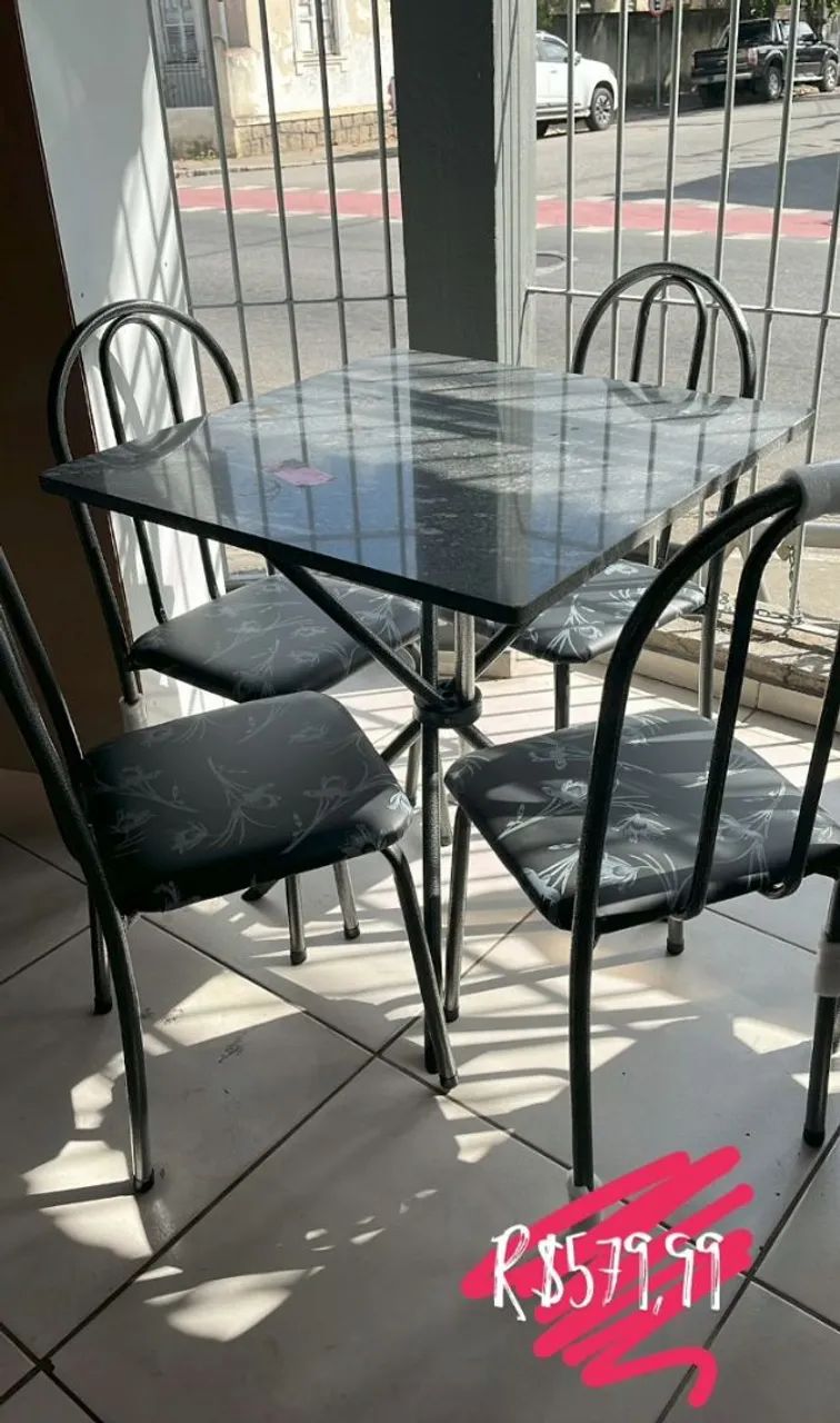 GRANITE TABLE WITH 4 CHAIRS, TOPAZ STONE
