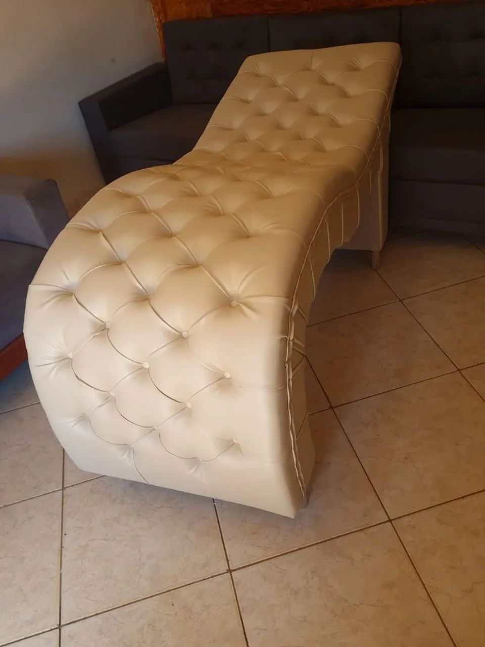 Maca estética capitonê, espuma d33, super resistente  - Foto 3