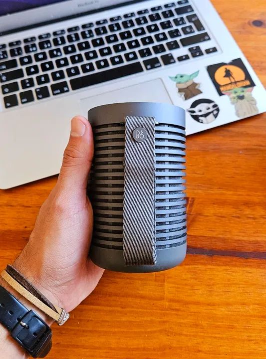 Caixa de Som Bluetooth Bang & Olufsen Beosound Explore - Foto 2