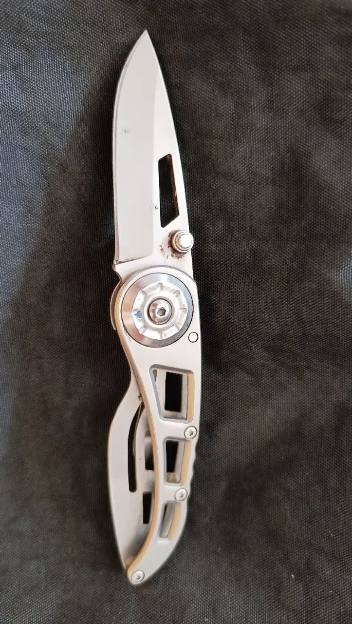 Gerber pequeno aço inox original impecável pouquíssimo usovete de bolso para camping