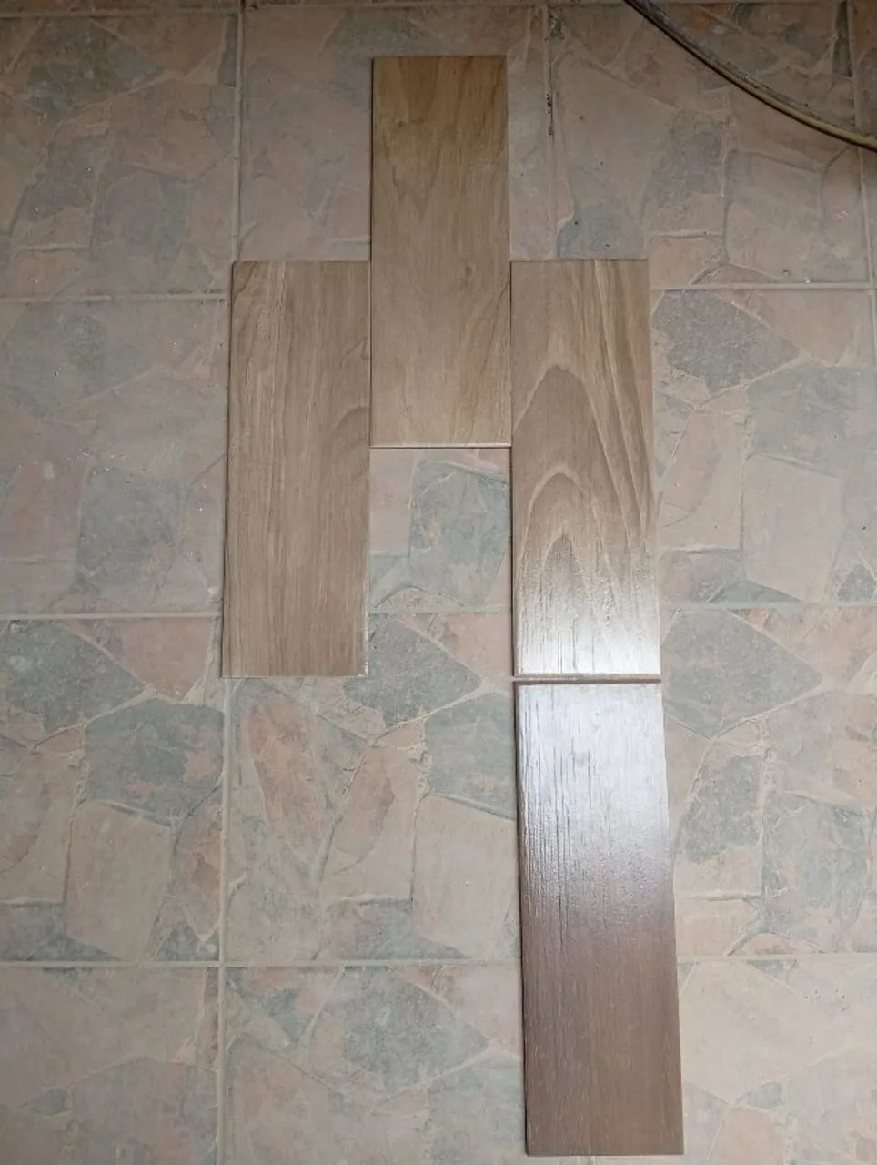 Pisos 20 x 60 várias cores e quantidade