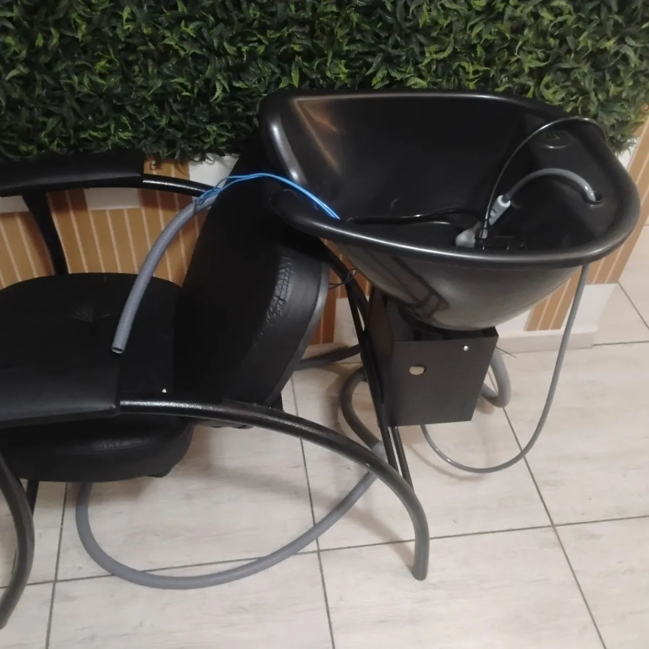 Lavatório para salão de cabeleireiro ja vai com aquecedor - Gastronomia ...