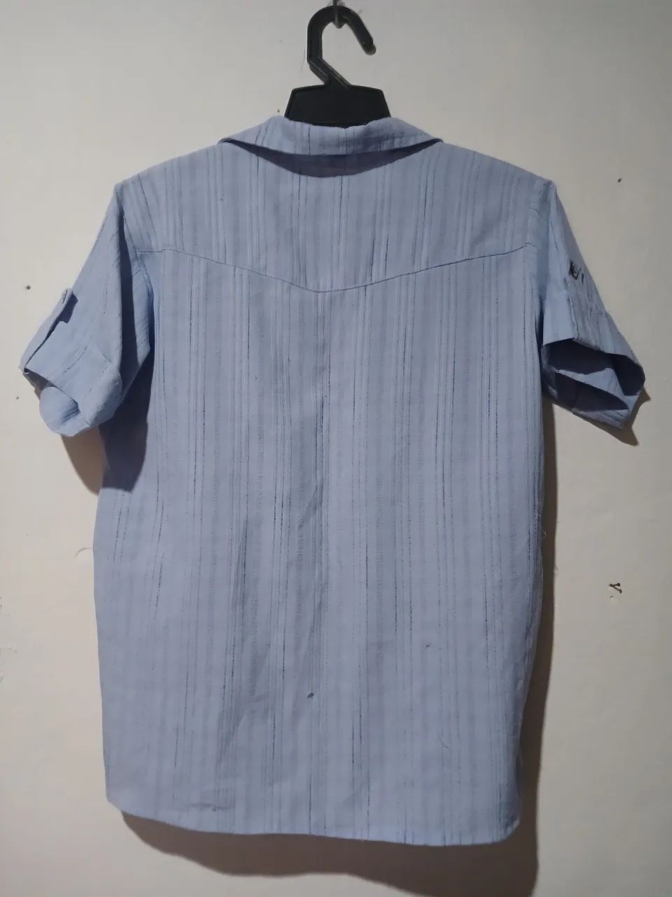 Camisa Azul Claro com Detalhes - Foto 4