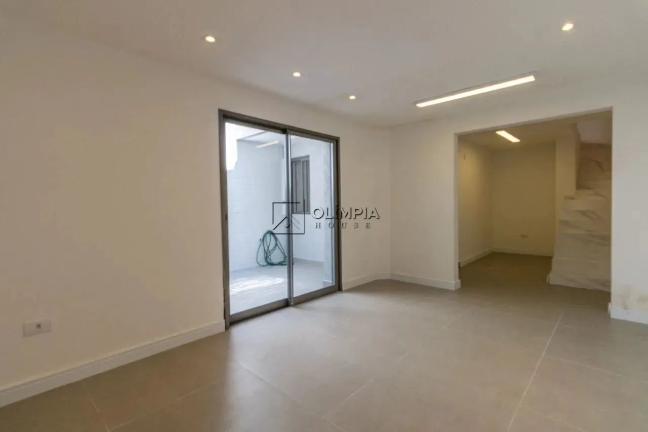 Venda Casa 3 Dormitórios - 241 m² Bela Vista - Foto 4