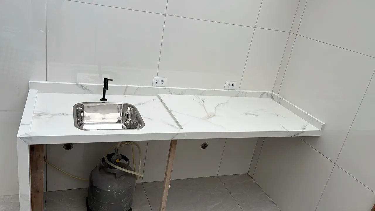 Pia de cozinha em porcelanato  - Foto 5