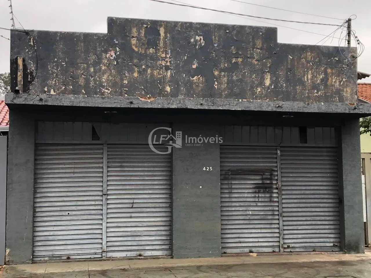 Salão Comercial de Alto Padrão na Vila Rica, Campo Grande-MS: 1 Sala, 2 Banheiros, 144m² d