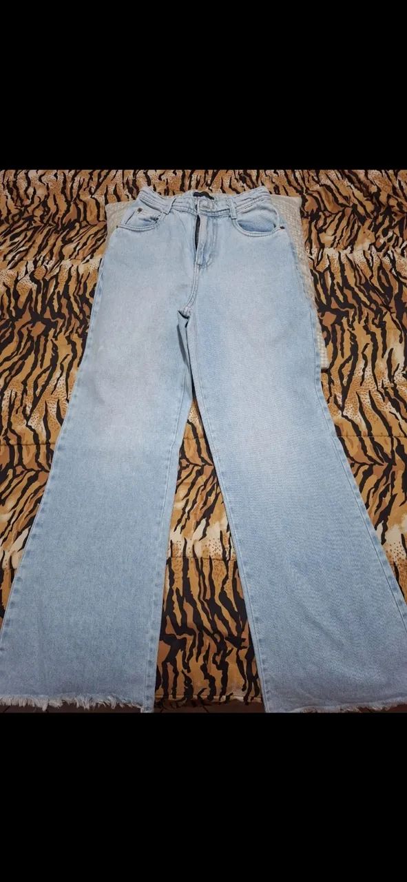 CALÇA FEMININA NÚMERO 34 NOVA 