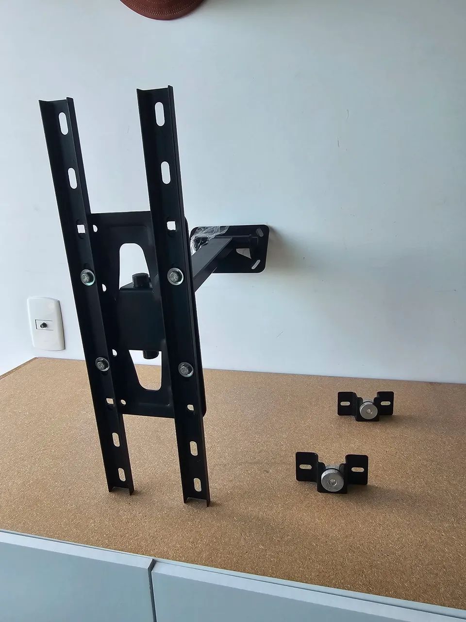 2 Suportes de parede para tv de até 70" - Foto 4