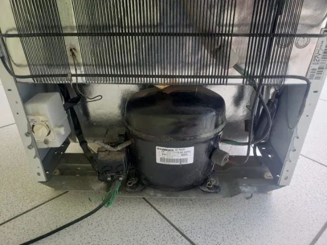 *Barato Freezer Vertical Electrolux FE 26 110 Volts Usado Entrego e Aceito Cartão  - Foto 6