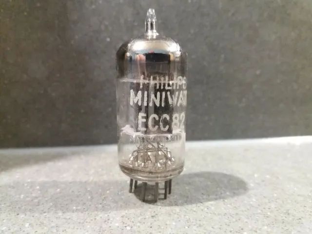 Válvula Ecc82 = 12AU7 PHILIPS / MINIWATT kit com 2
