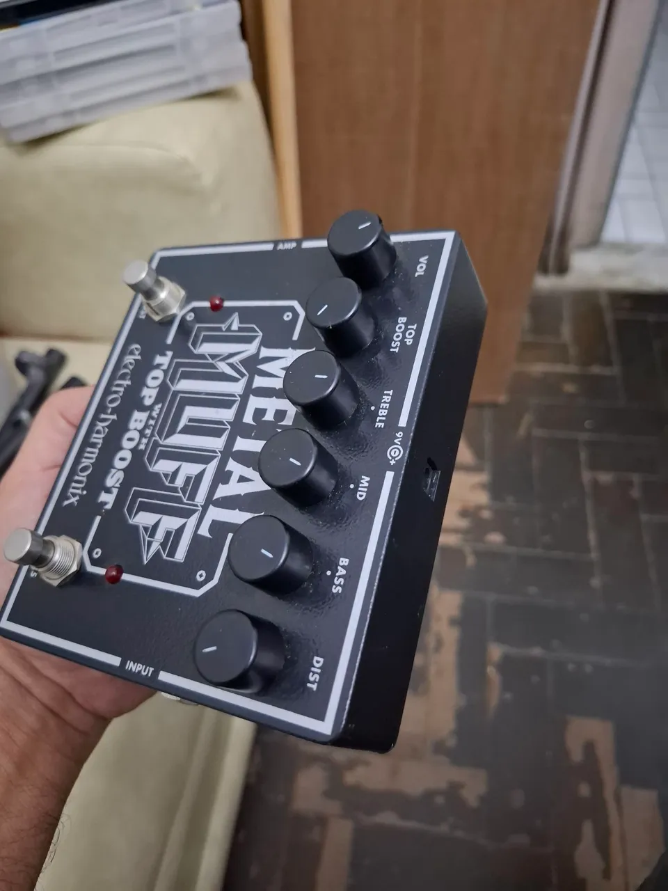 metal muff