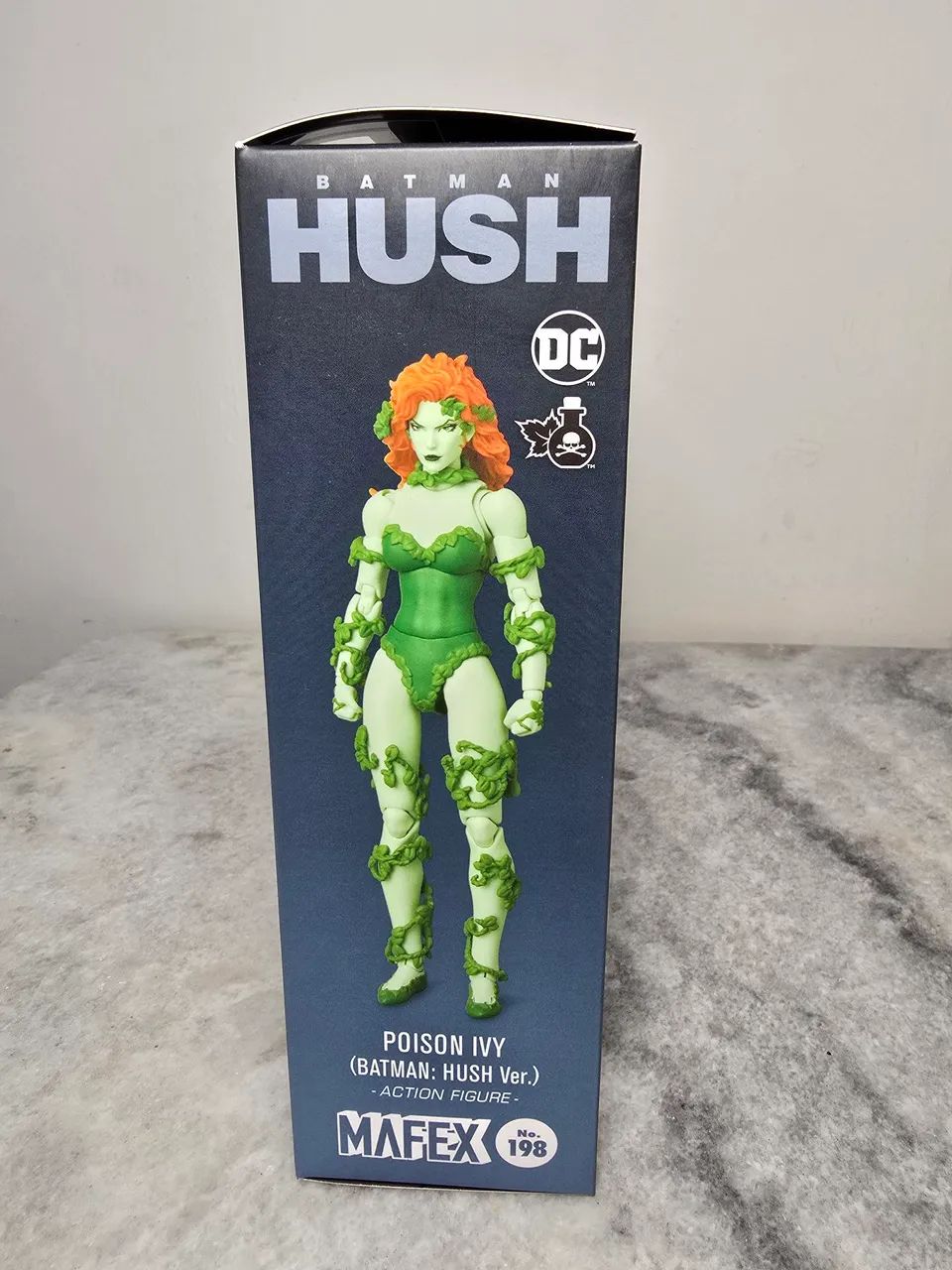 Poison Ivy Batman Hush mafex original lacrado  - Foto 4