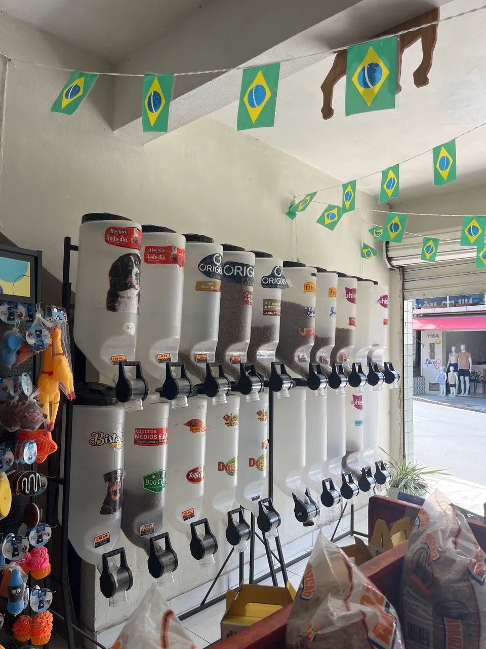     Dispenser de Ração para Cães e Gatos - Foto 3