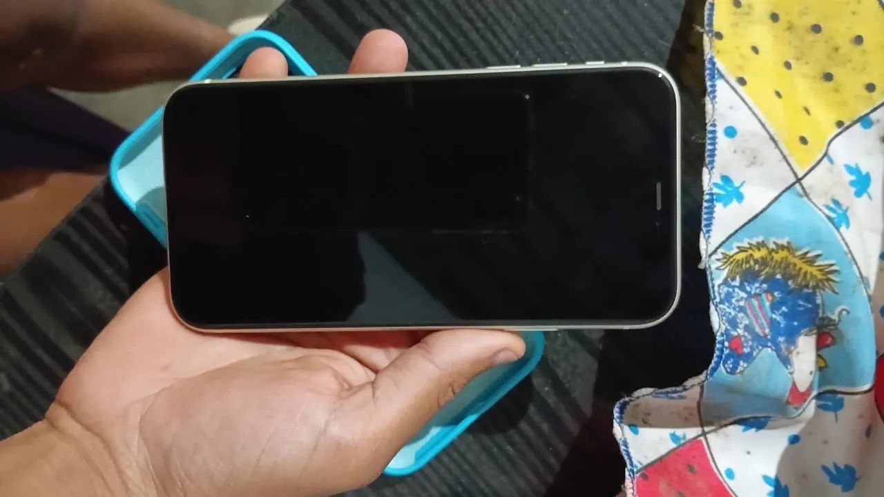 iPhone 11, 128gb, bateria 84%, todo original, Face ID off