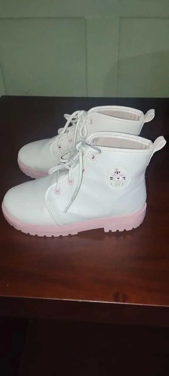 Bota infantil 25
