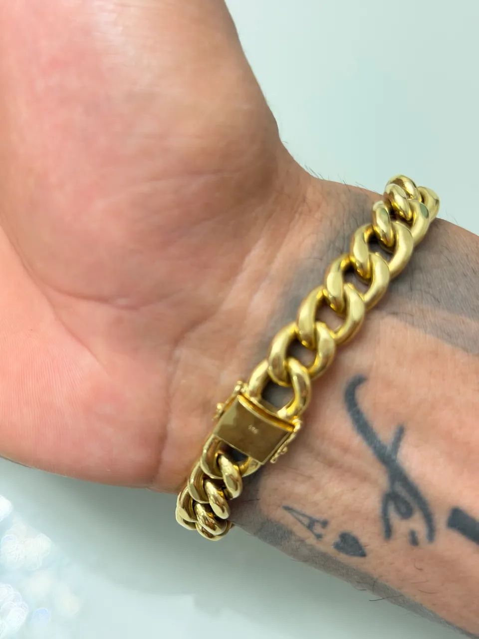 VENDO PULSEIRA DE OURO 18 COM 26.1g 