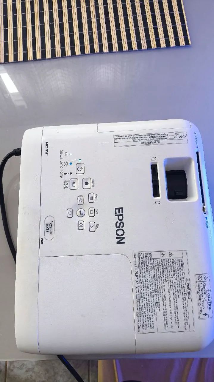 Projetor Epson E20  - Foto 5