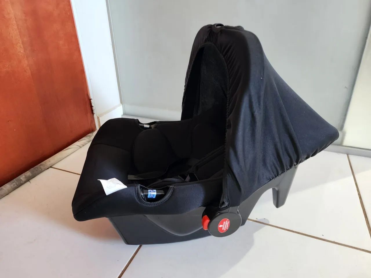 Vendo bebê conforto Maxi Baby Seminovo - Foto 2