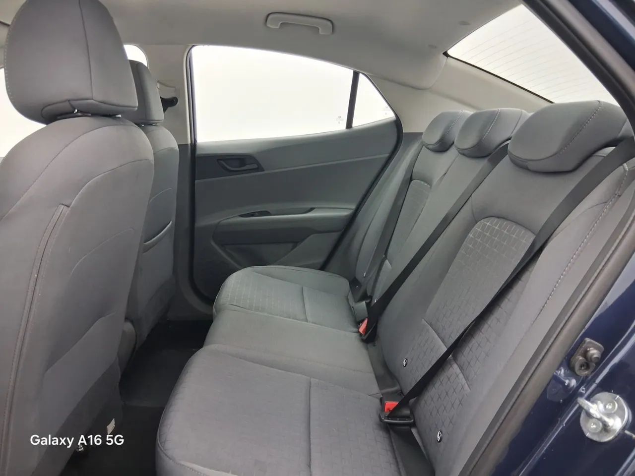 Hyundai HB20S Comfort Plus 1.0 TB Flex 12V Aut, foto 16 de 17