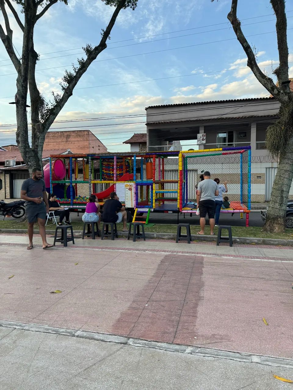 Vendo Brinquedo para festas e praças - Foto 2