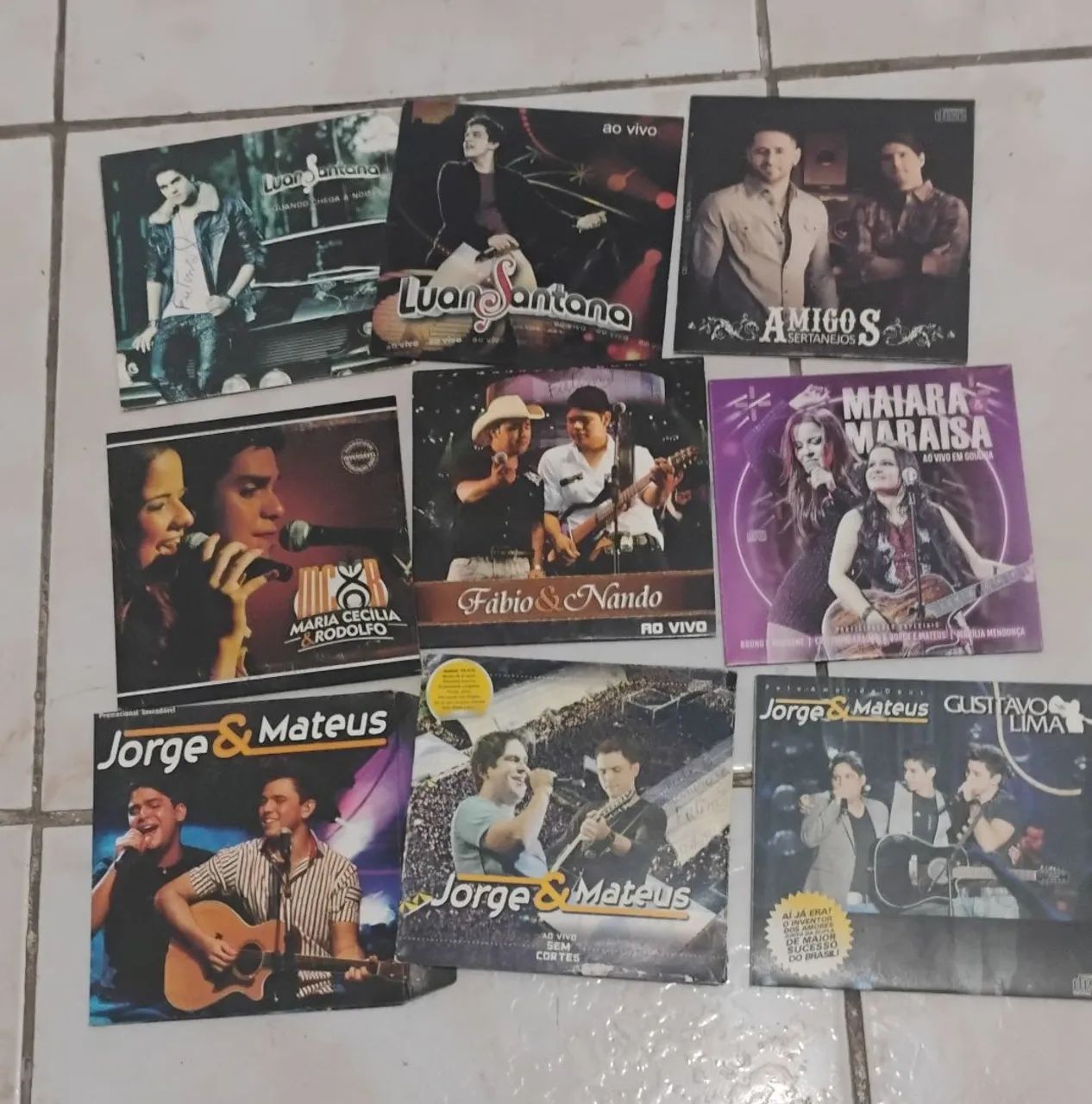 Vendo cds de forró e sertanejo diversos - Foto 2