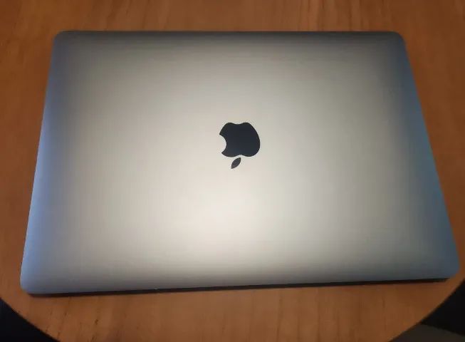 Macbook Air M1 8GB RAM 256GB