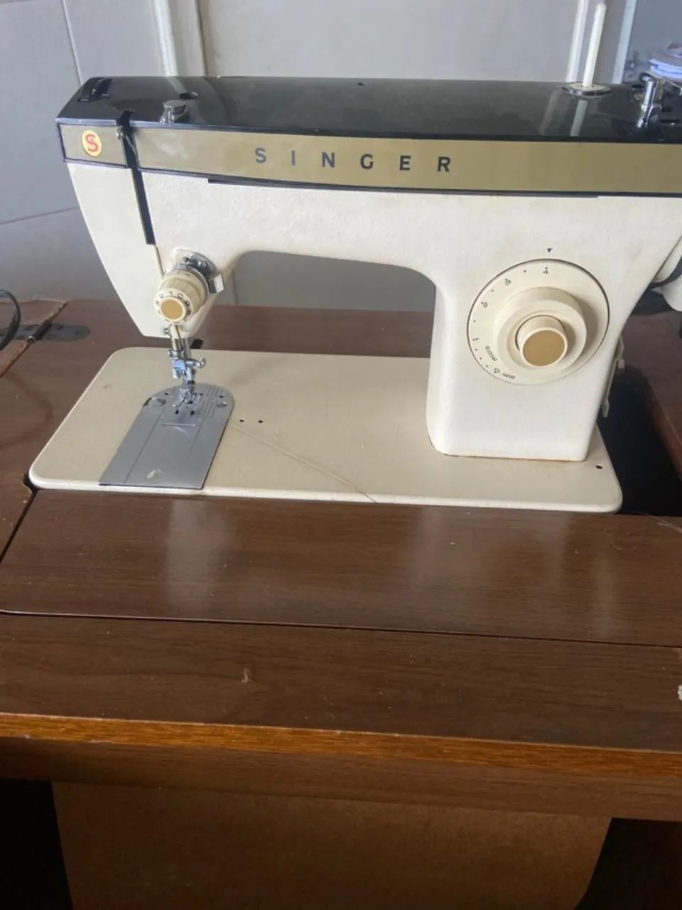 Máquina de costura Singer