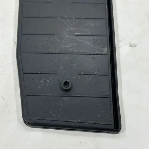 Borracha Tapete Porta Luvas Bmw 120i 2016 a 2018 - Foto 5