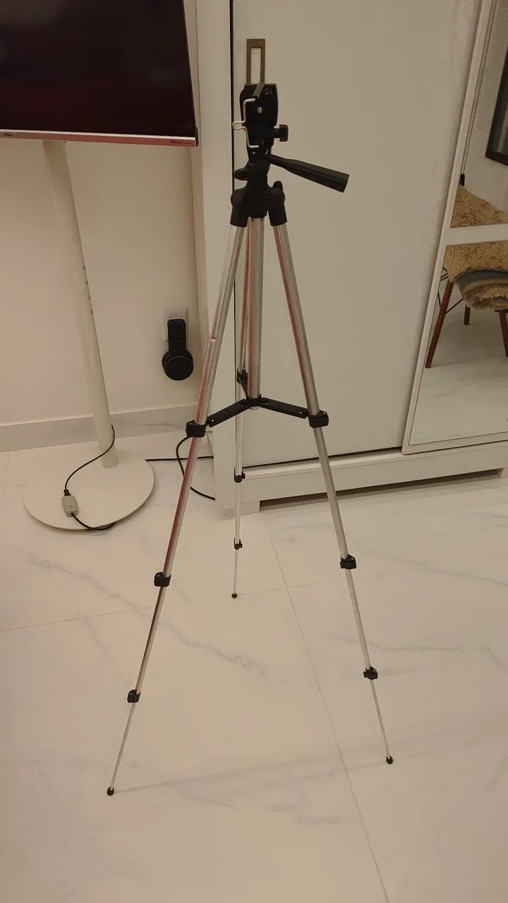 Tripé para celular