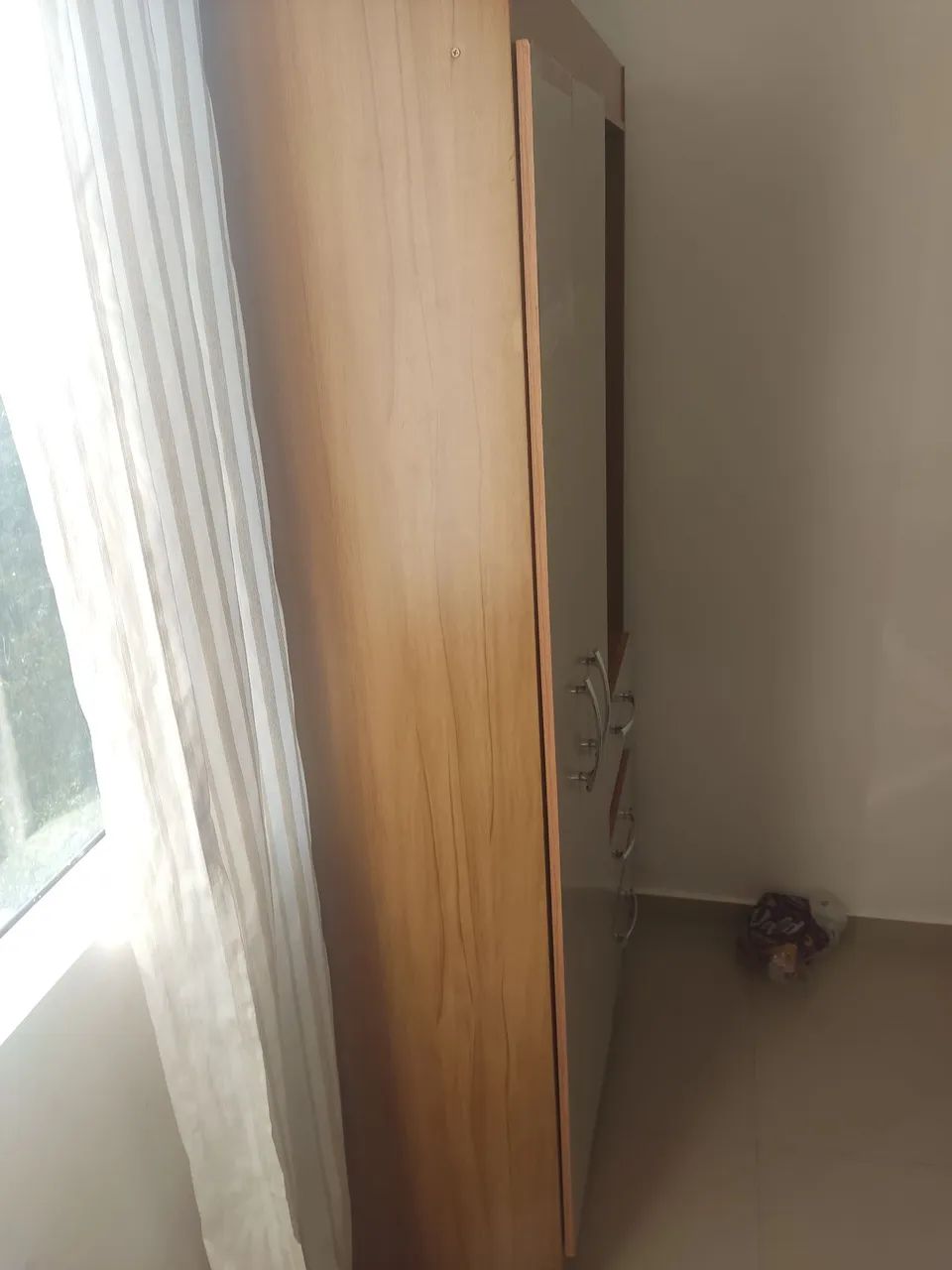 Vendo guarda roupa e sofá  - Foto 4